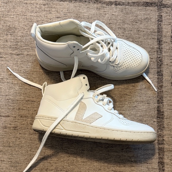 Veja Cream High-Top Sneakers - Picture 1 of 6